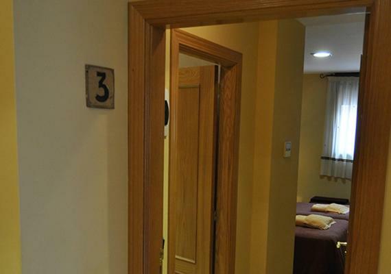 Hostal Puerta Del Valle La Cistérniga Zewnętrze zdjęcie