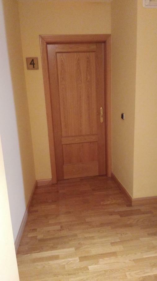 Hostal Puerta Del Valle La Cistérniga Zewnętrze zdjęcie